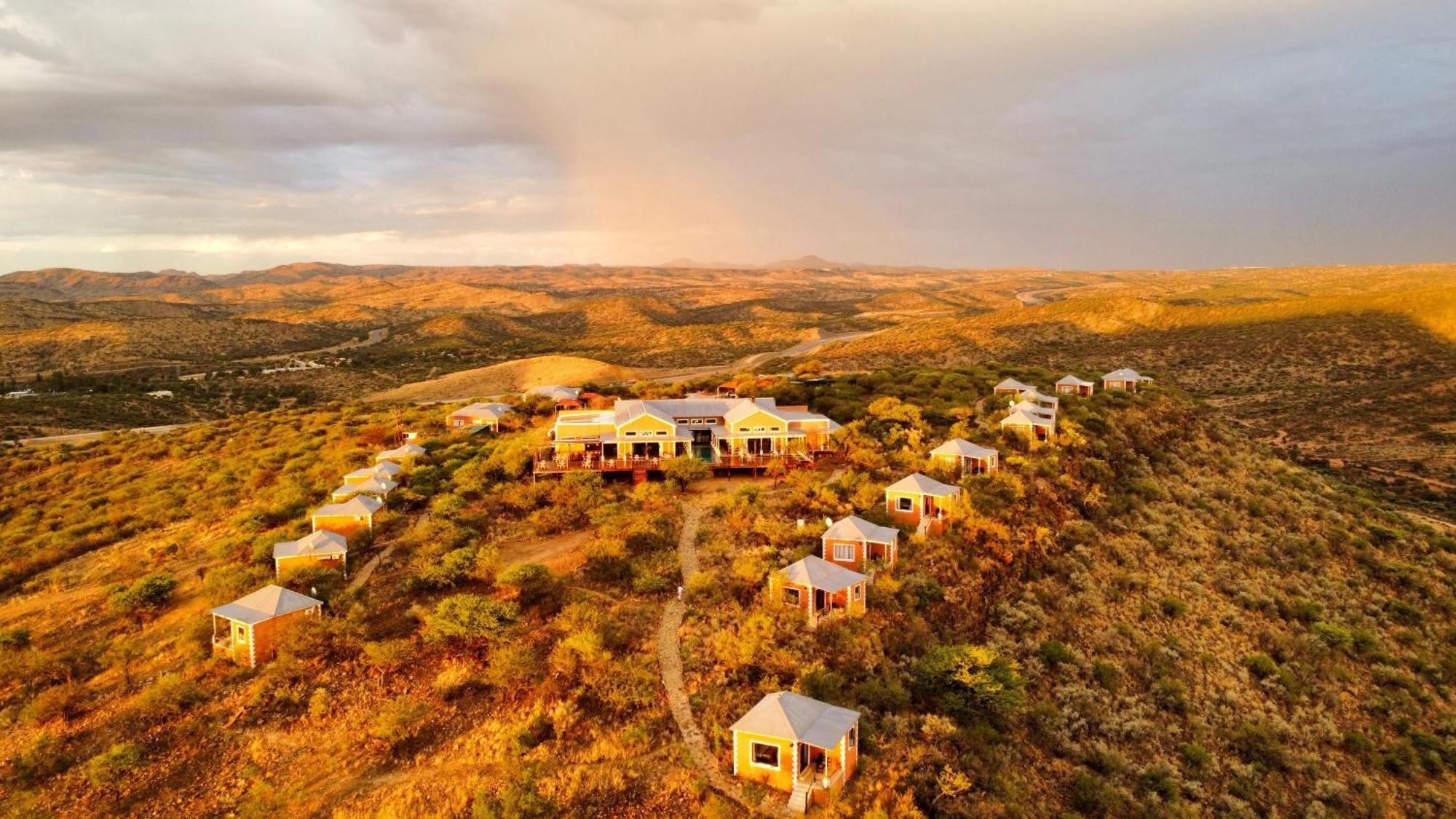 River Crossing Lodge Windhoek Eksteriør bilde