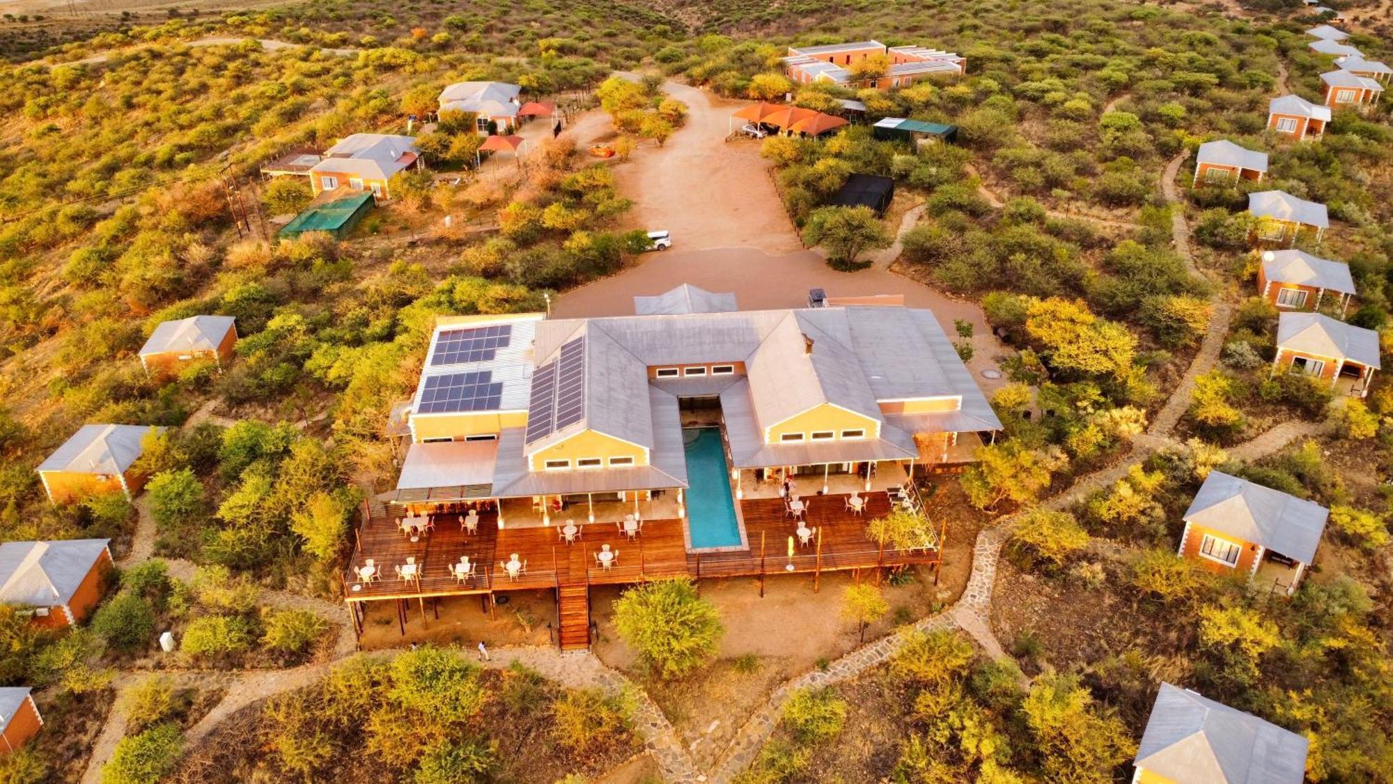 River Crossing Lodge Windhoek Eksteriør bilde